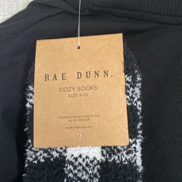 NWT Rae Dunn Black Brushed Sweatshirt "Drink Up Witches" & Matching Fuzzy Socks - Picture 8 of 9